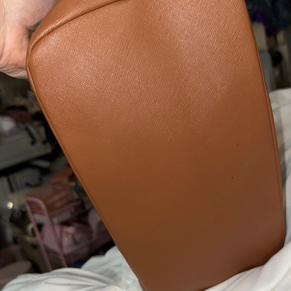 Tommy Hilfiger Blue and Tan Structured Tote with Gold Accents new clean - Picture 5 of 10